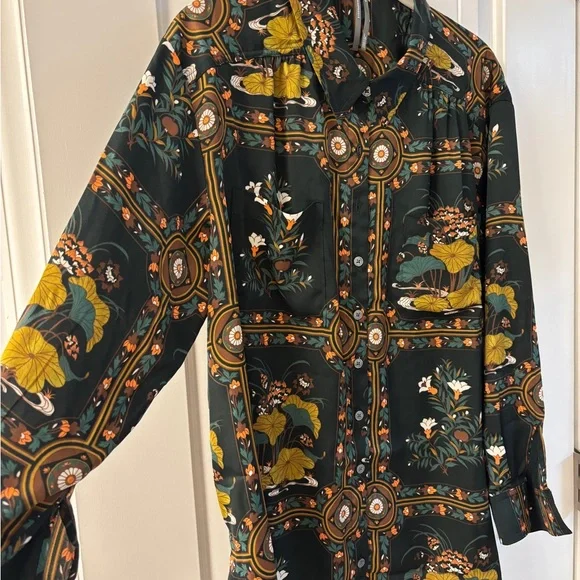 Anthropologie Brielle relaxed button down blouse-
Large Petite - Picture 3 of 3